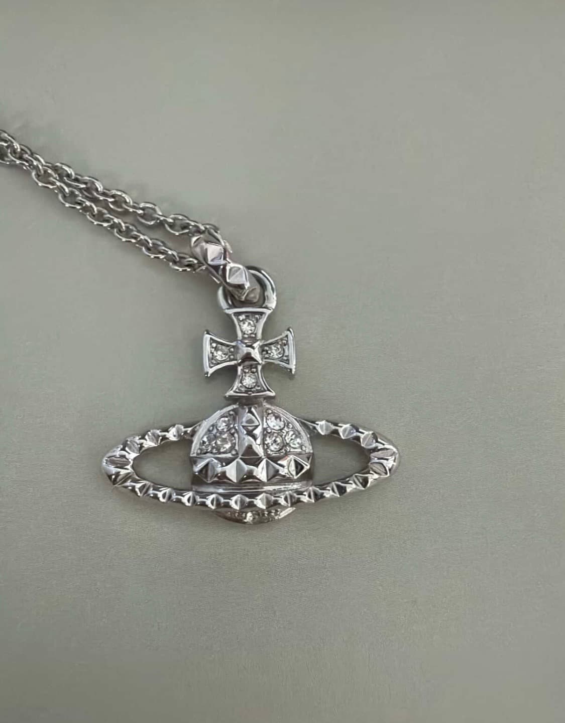 비비안 웨스트 우드 목걸이  상품이미지2