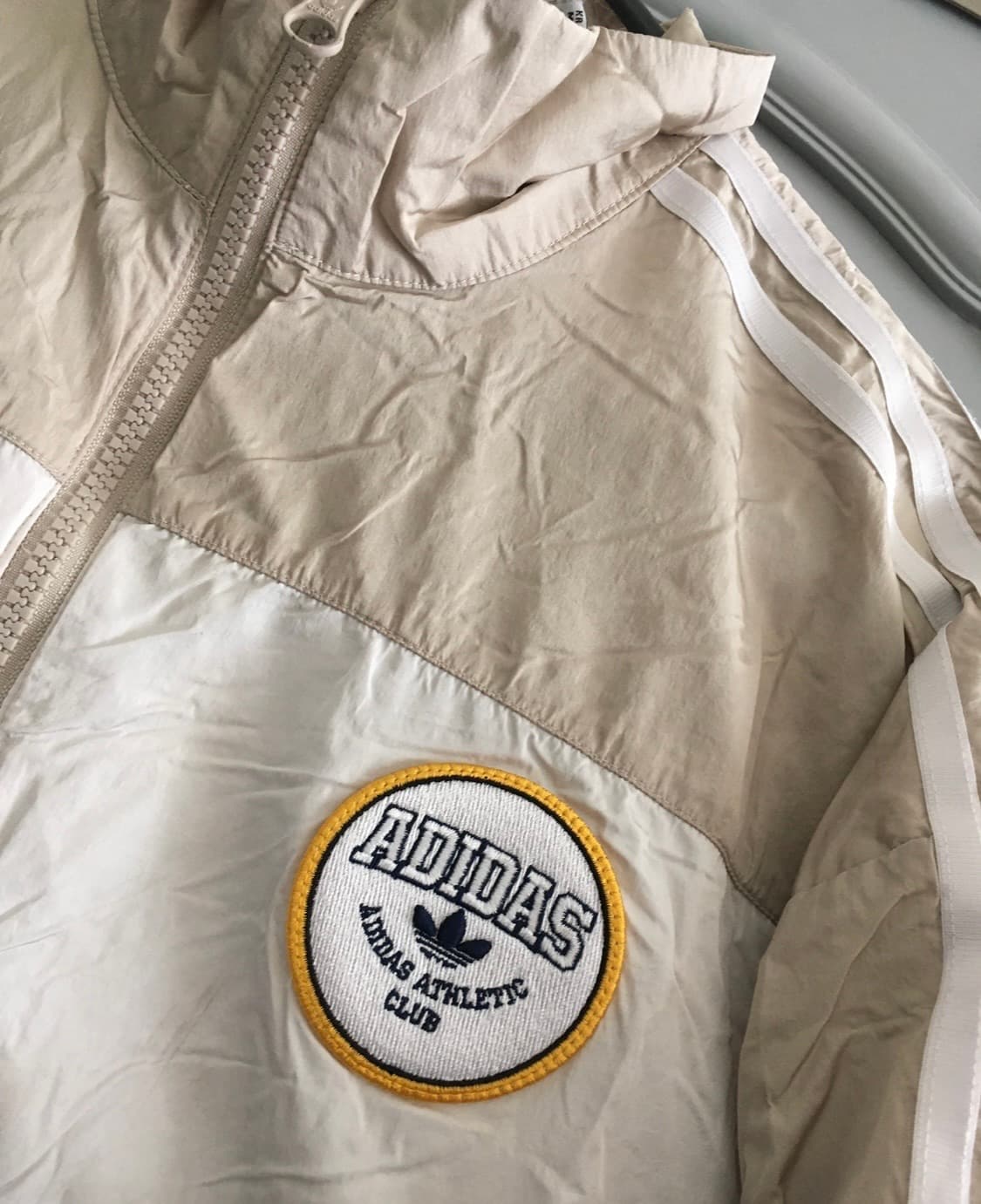 아디다스 윈드브레이커 바람막이 자켓 m사이즈 상품이미지4
