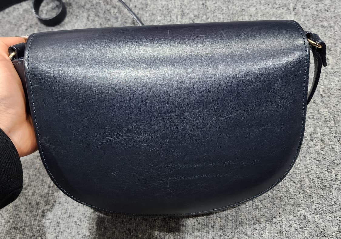 APC 아페쎄 다이안 테슬 크로스백 가방 상품이미지2