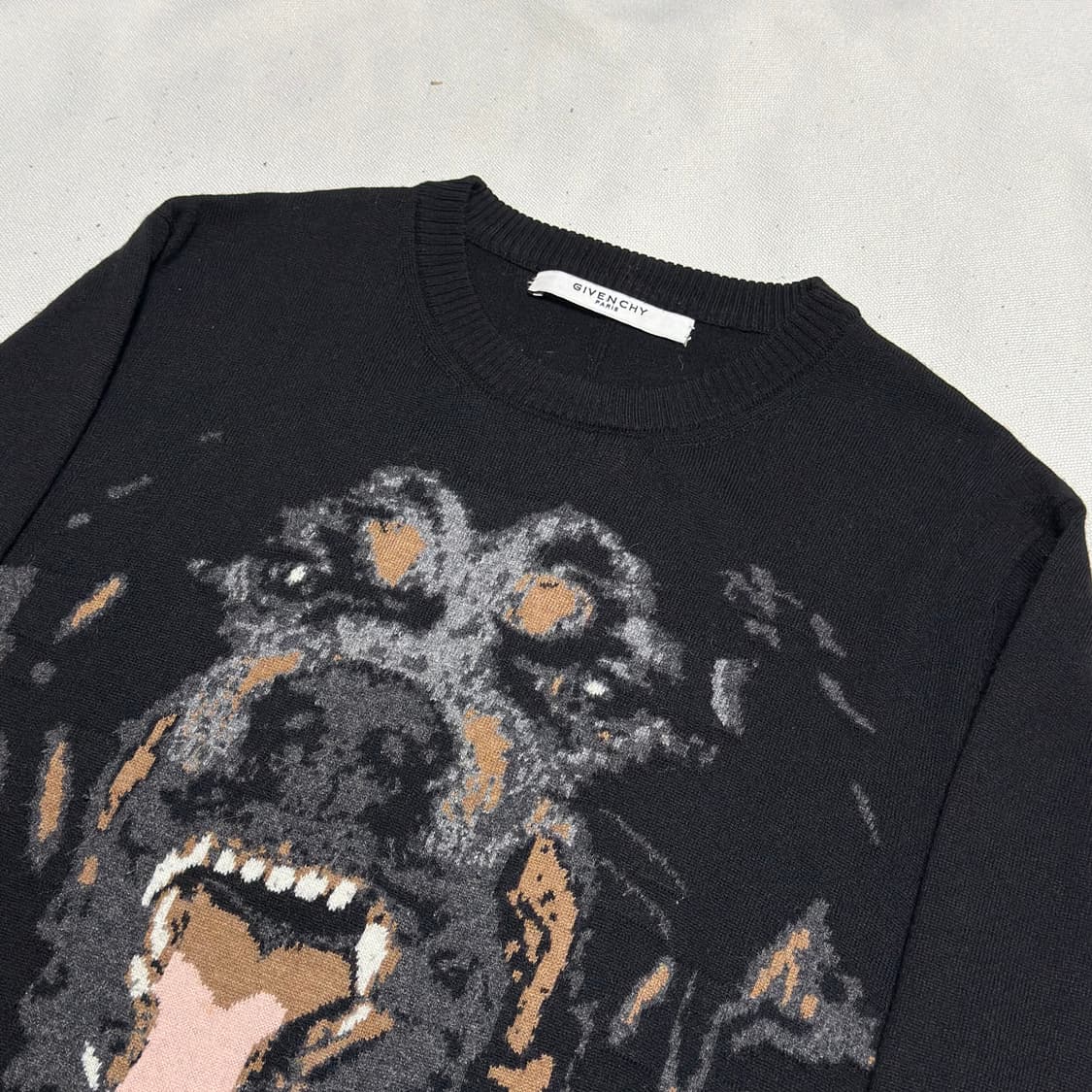 L 지방시 로트와일러 니트 상품이미지1