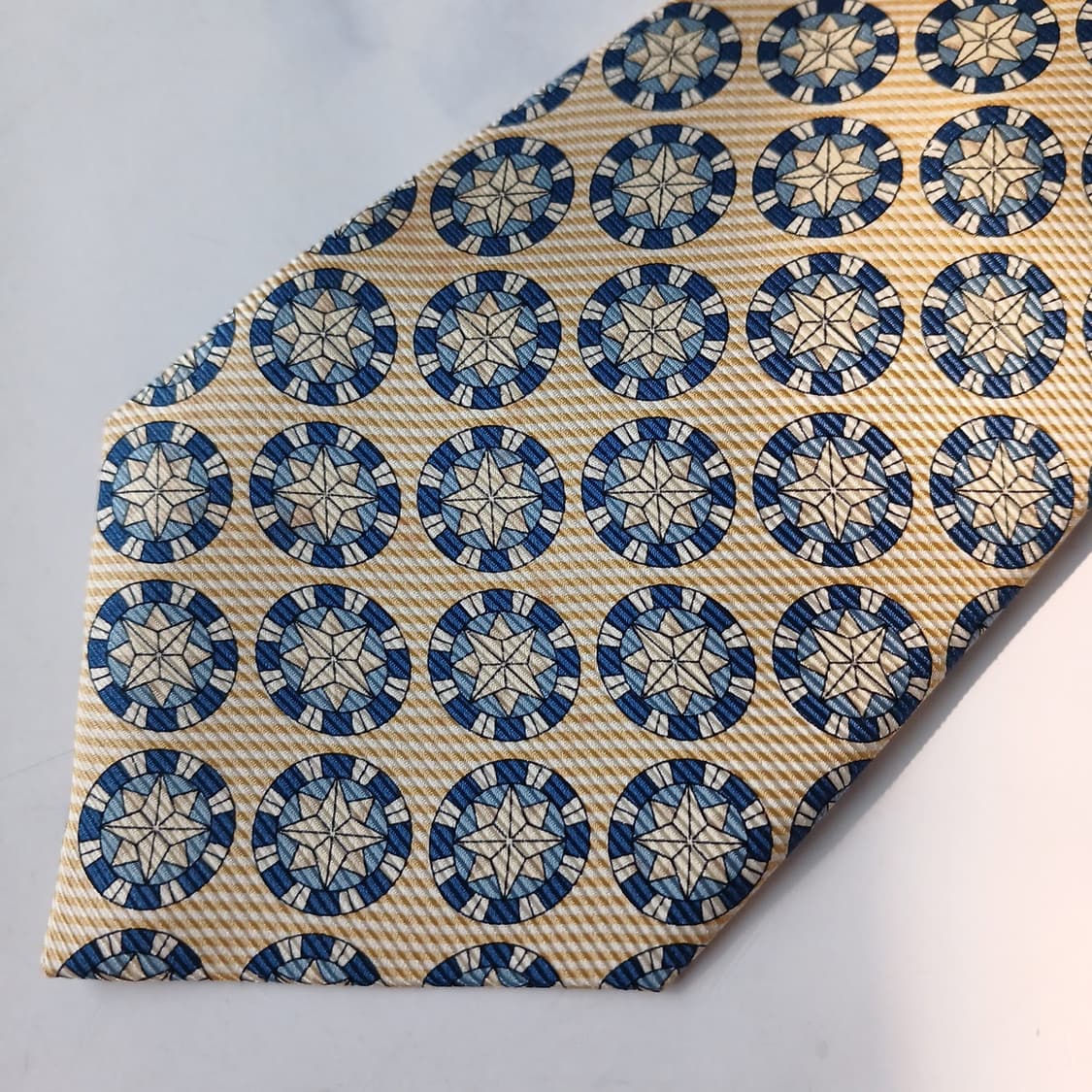 셀린느 실크 옐로우 메달리온 패턴 넥타이 9.4cm S~A+등급 E750 상품이미지7