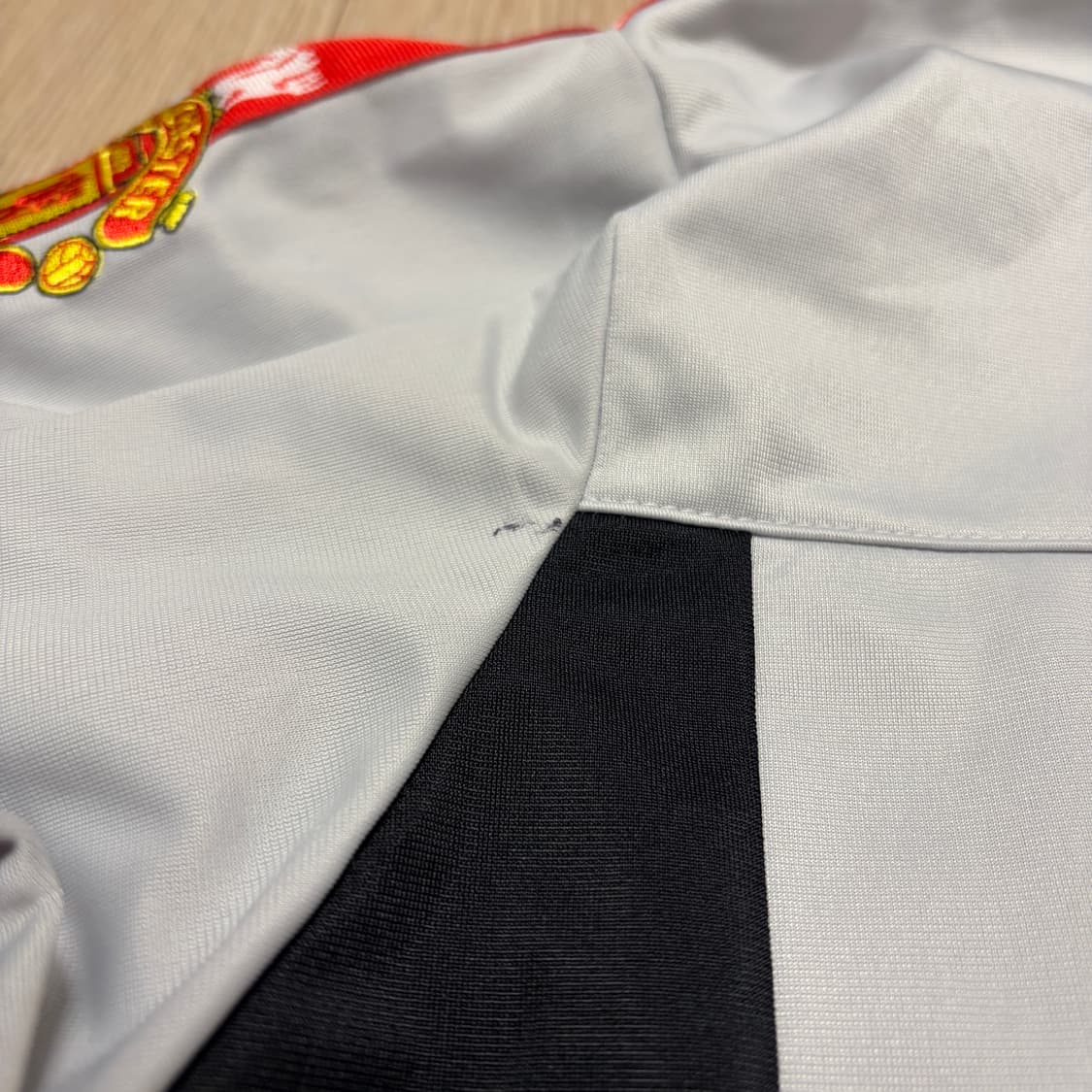 맨체스터 유나이티드 오피셜 그레이/블랙 레드라인 져지 상품이미지8