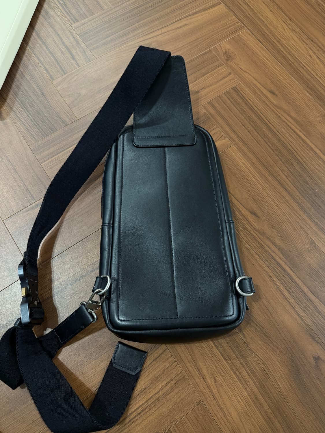 알릭스 바디백 바디 크로스백 상품이미지3