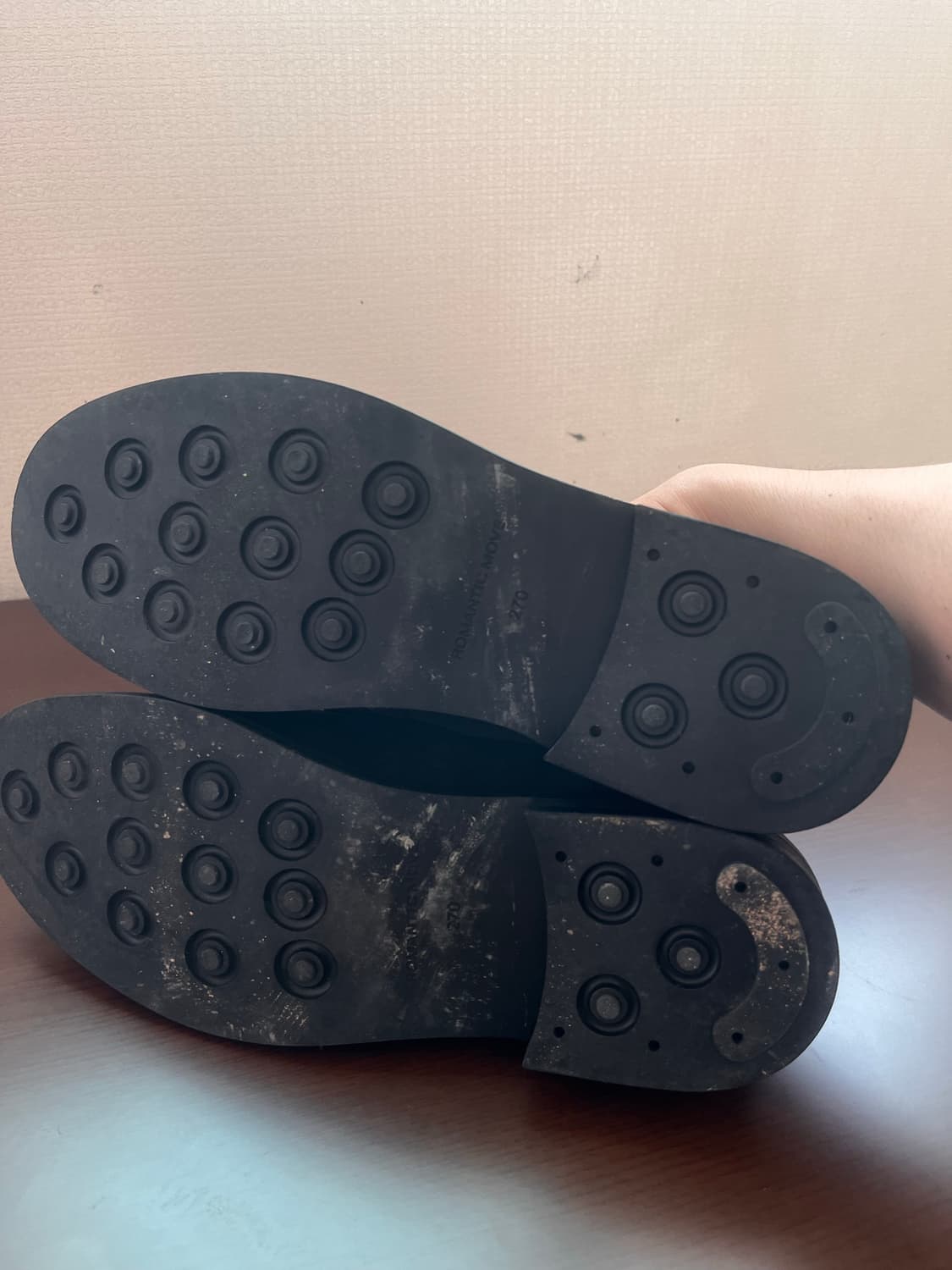 로맨틱무브 뉴 러그 로퍼 270 [블랙 스웨이드] 상품이미지4