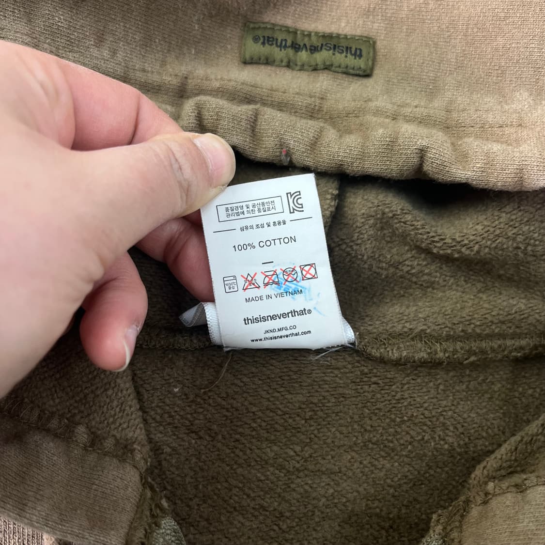 100 디스이즈네버댓 자수로고 후드집업 상품이미지4