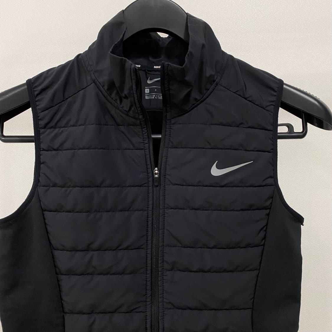 나이키 러닝 에센셜 필드 패딩 조끼 상품이미지3