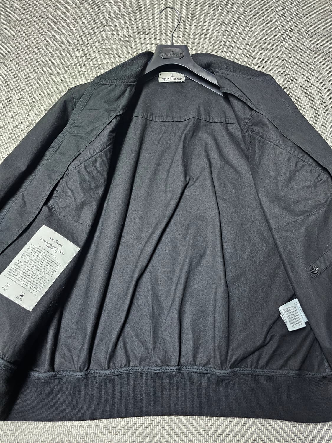 스톤아일랜드 수피마 코튼 트윌 봄버 자켓 상품이미지6