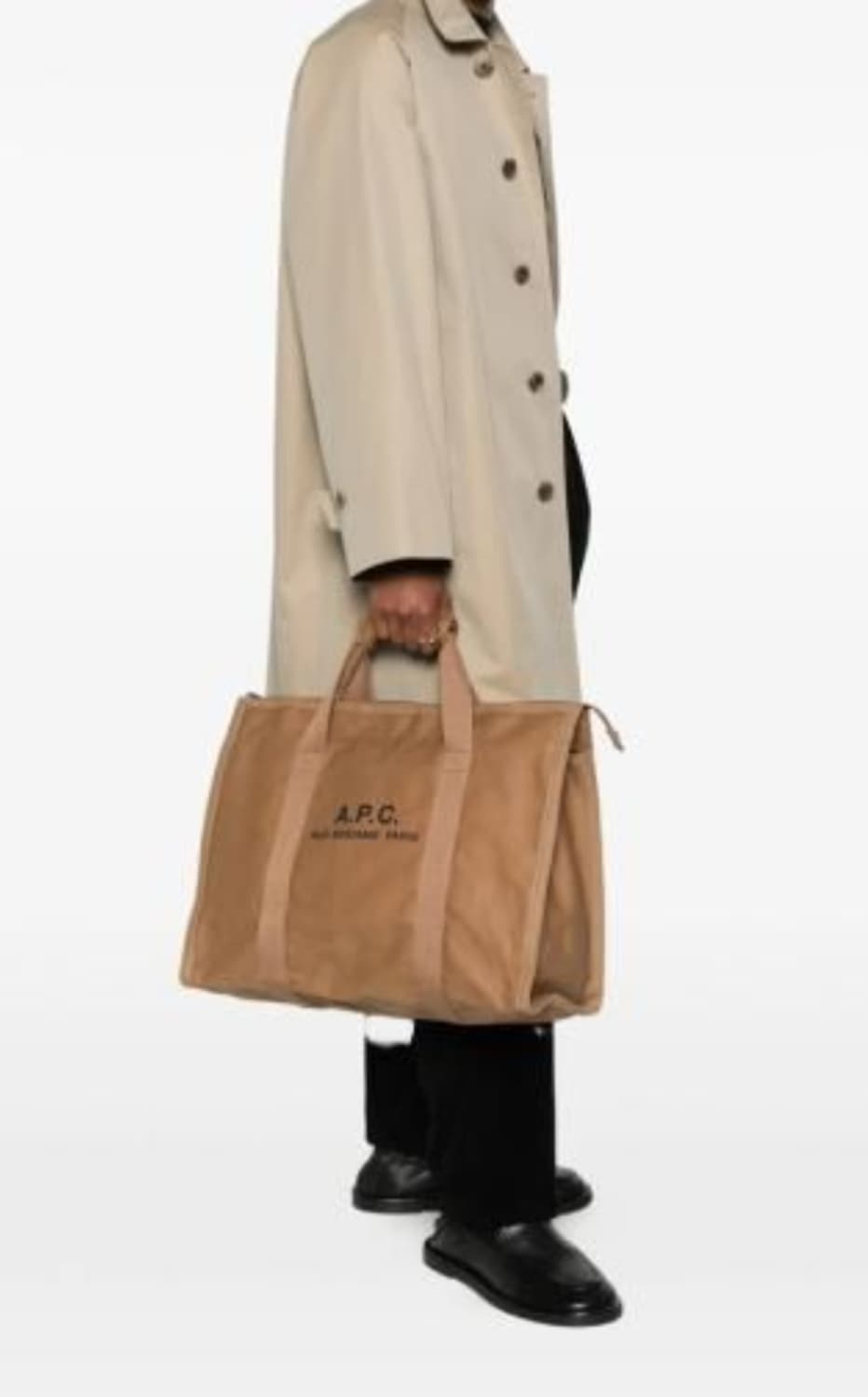 (새상품70%할인)APC 아페쎄 정품 26S/S 레쿠퍼레이션 짐백 브라운 상품이미지1