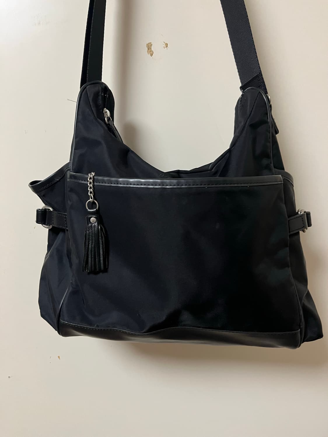 Agnes B nylon leather cross bag 상품이미지3