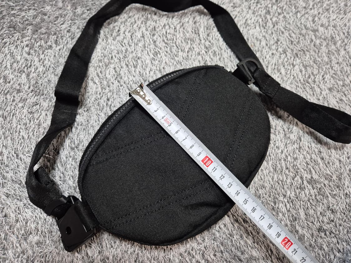 디스커버리 뽀글이 슬링백 상품이미지9