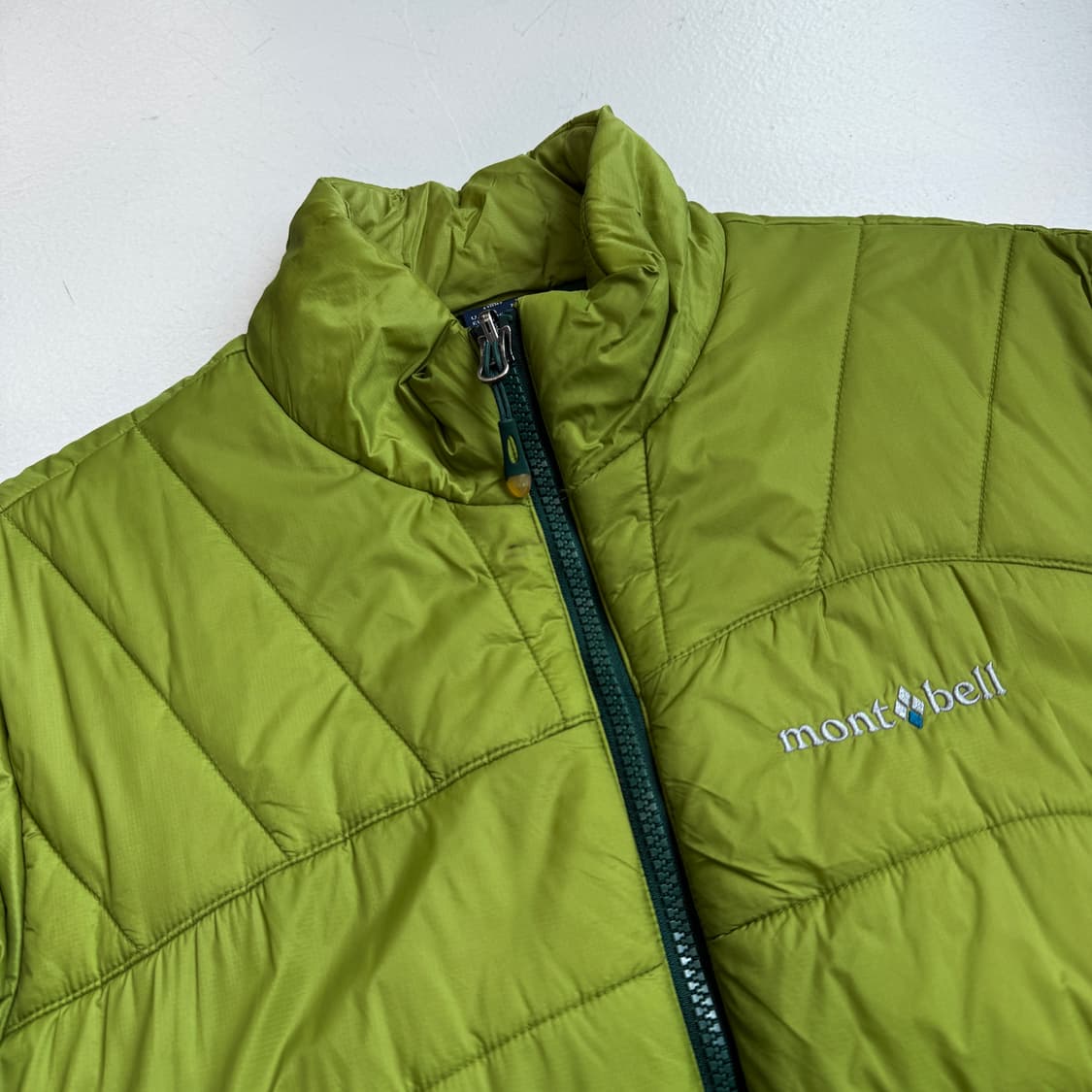 몽벨 고프코어 경량패딩 자켓 상품이미지3