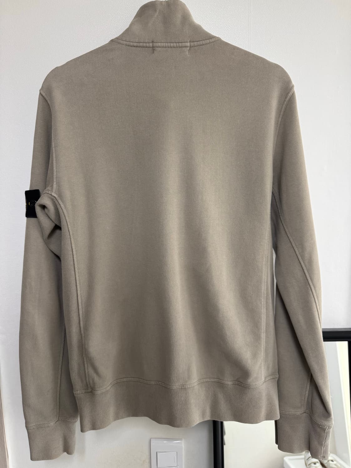 스톤아일랜드 집업  상품이미지3