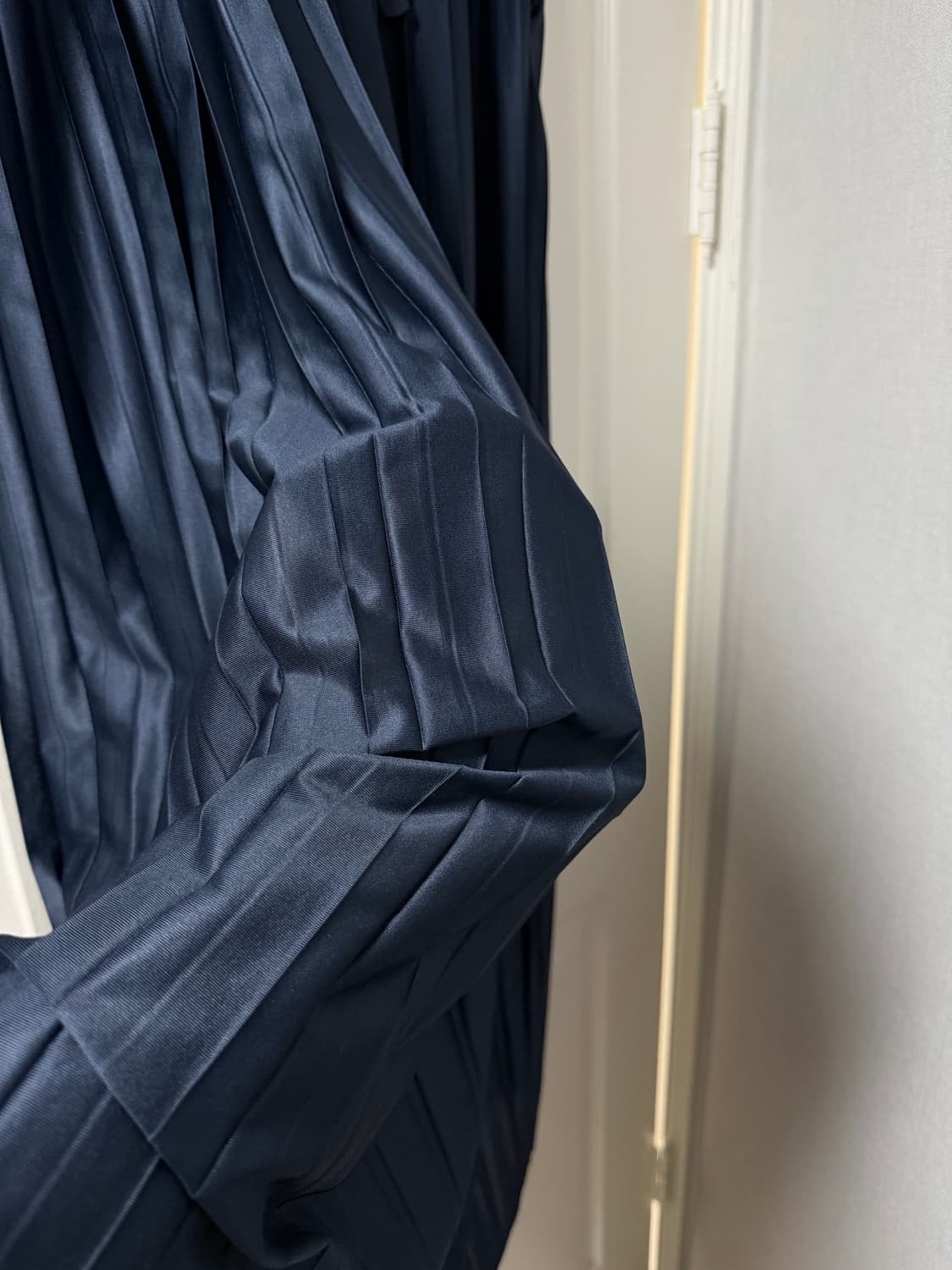 아르켓 arket 네이비 플리츠 원피스 상품이미지4