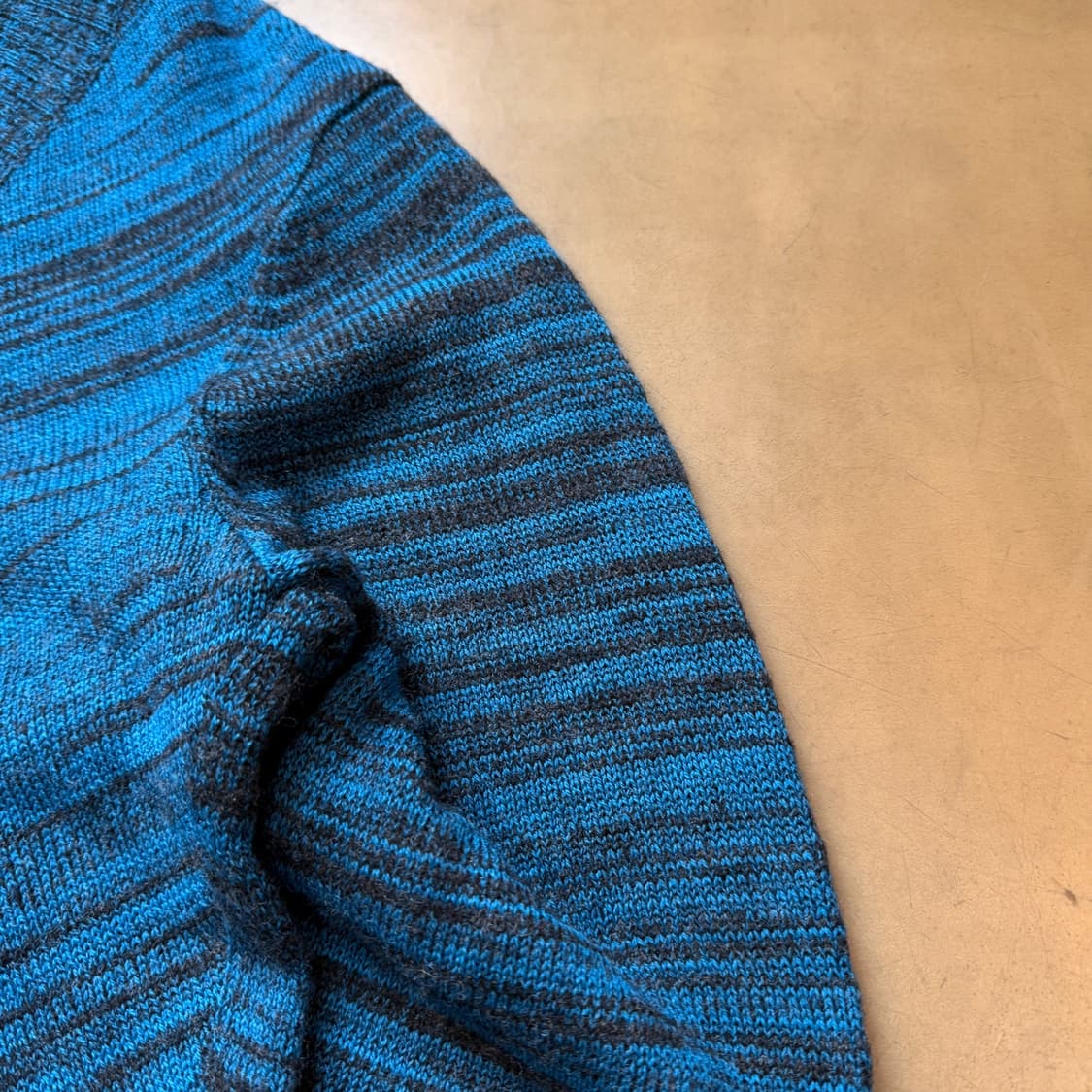 아르마니 익스체인지 브이넥 니트 상품이미지5