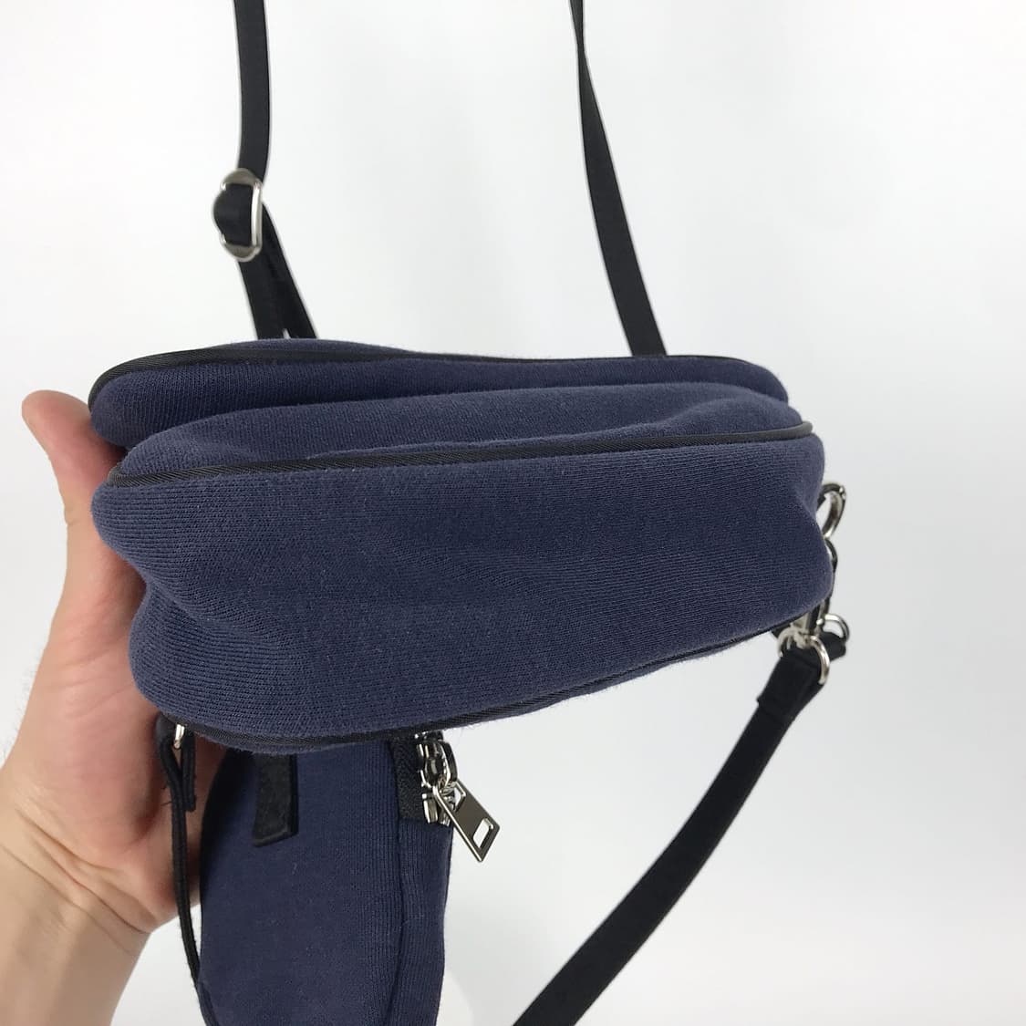 게스 GUESS 업사이클링백 여성 가방 상품이미지4