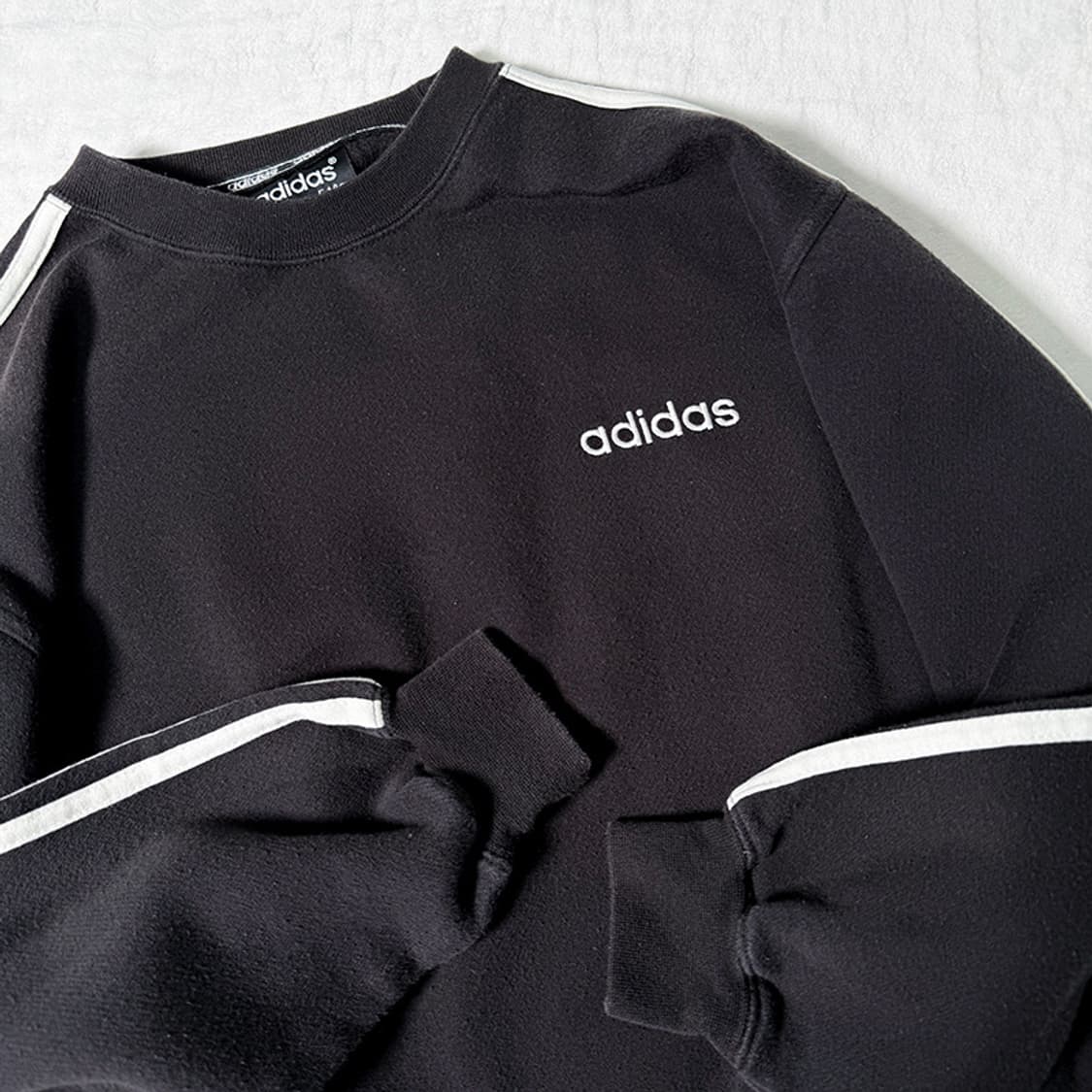 아디다스 맨투맨 상품이미지2