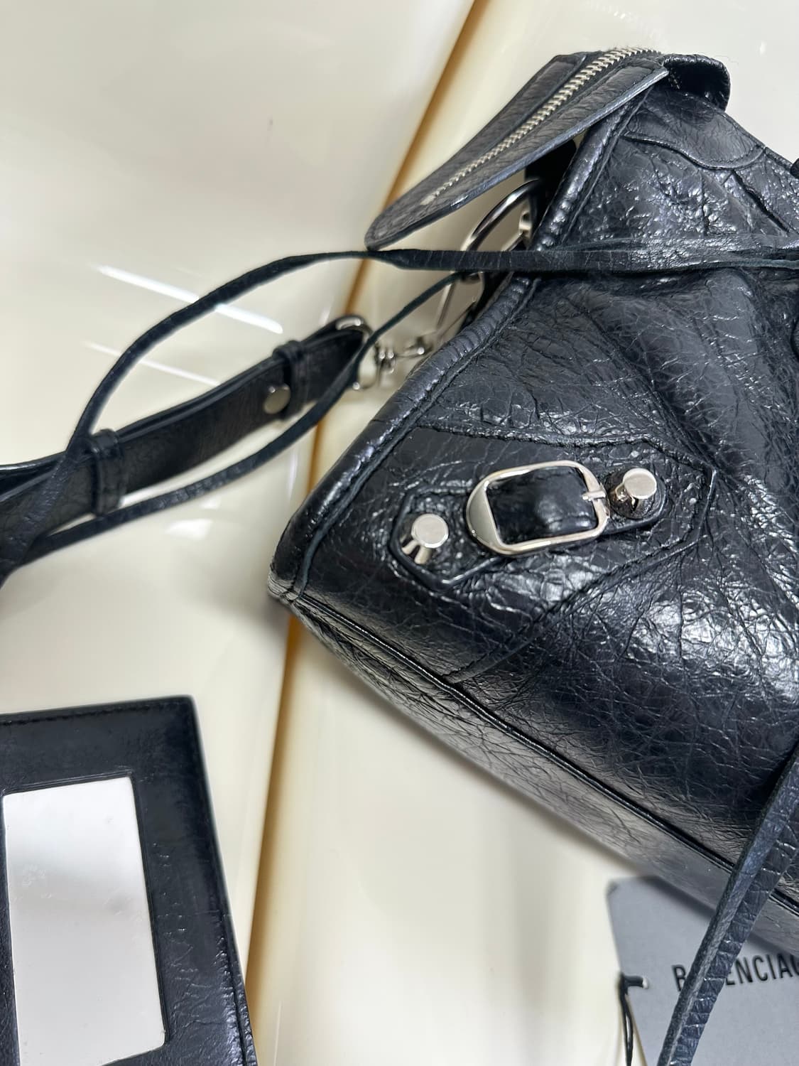 [A+ 정품] 발렌시아가 시티 모터백 스몰 블랙 상품이미지6