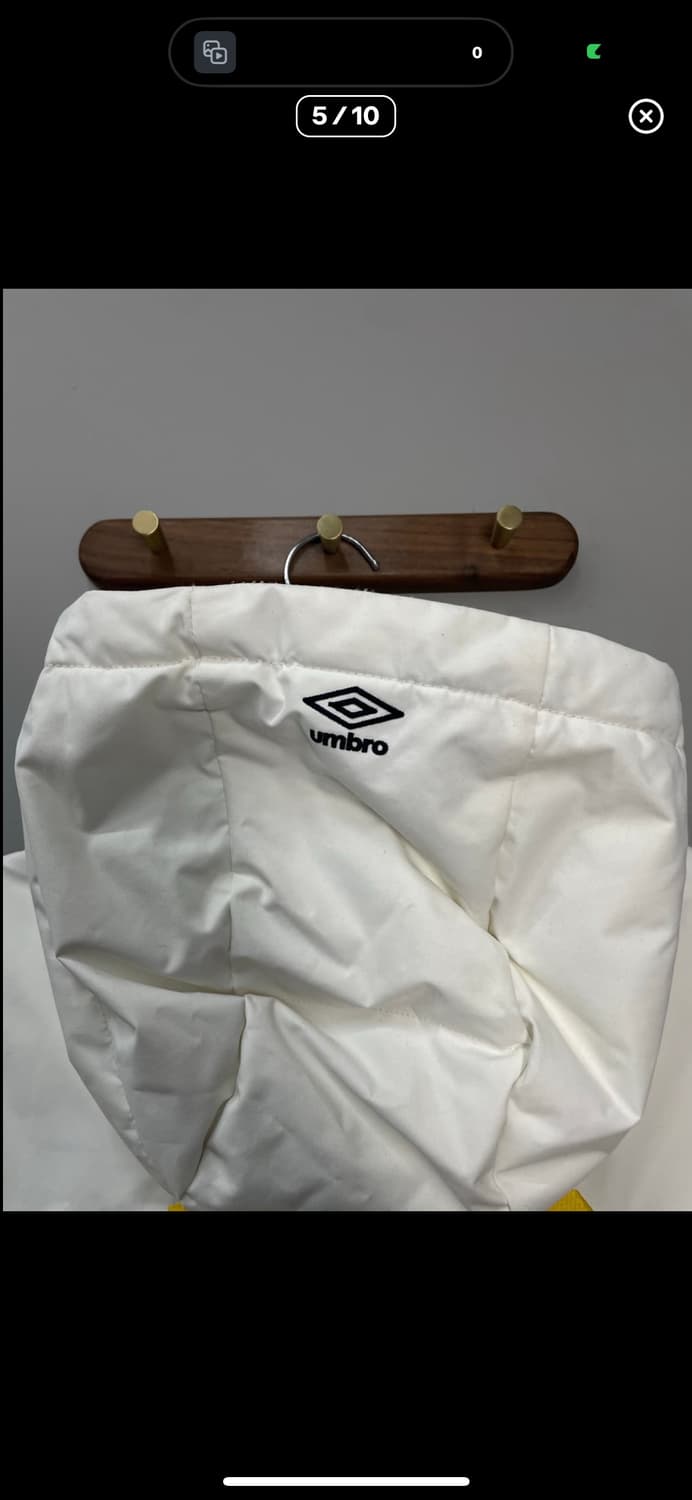 엄브로 빅로고 화이트 패딩 베스트 A3355 상품이미지5