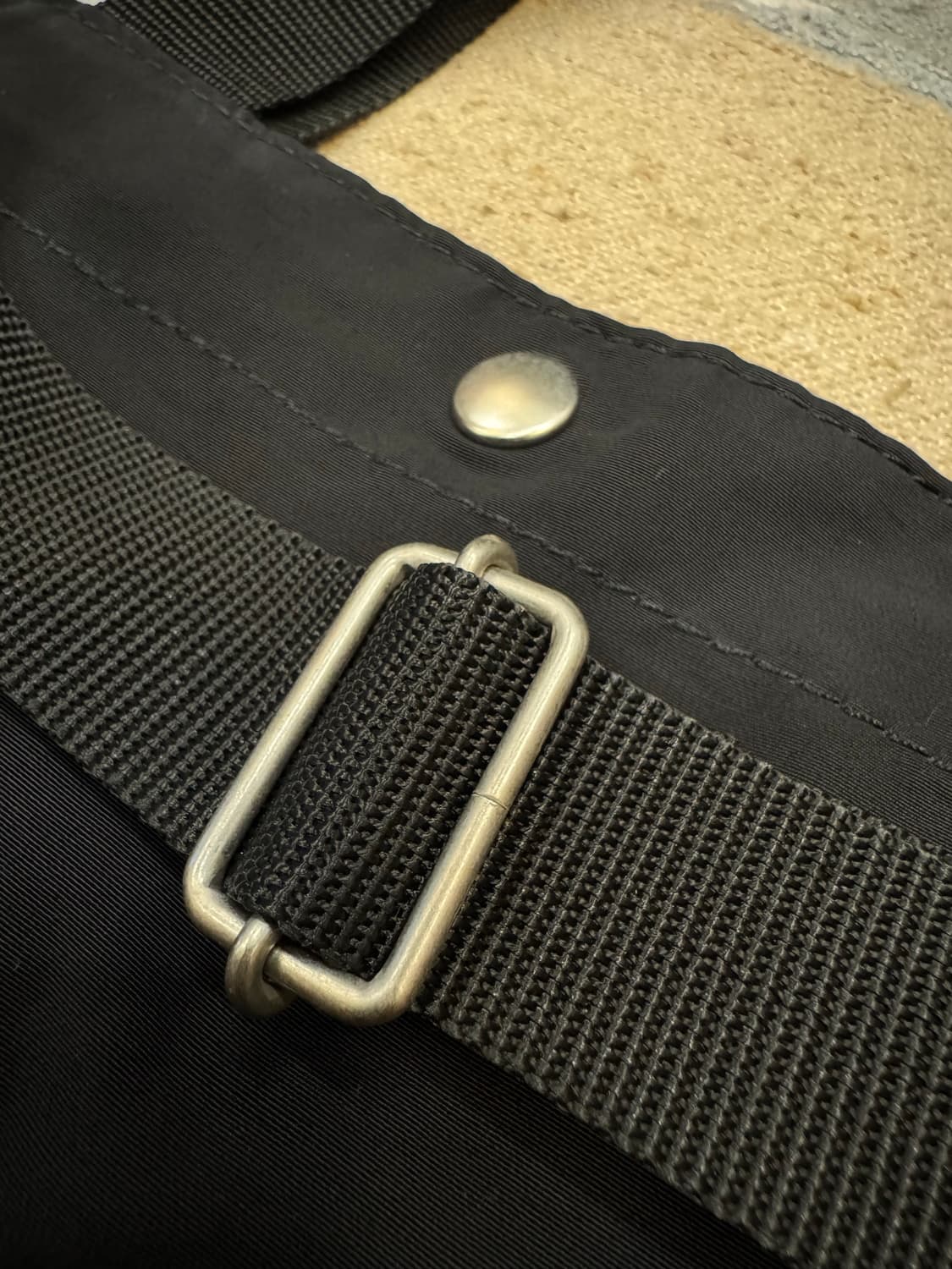 [OS] 꼼데가르송 옴므 나일론 투웨이백 블랙 25SS 상품이미지5