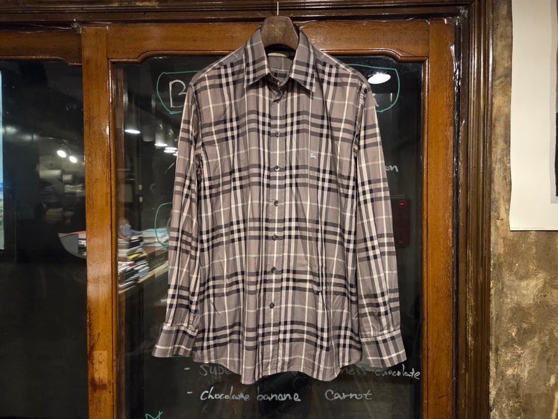 버버리 클래식 셔츠 상품이미지5