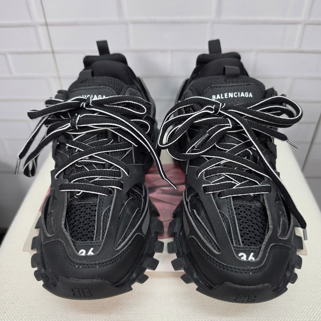 발렌시아가 트랙 스니커즈 블랙 스니커즈 EU36 / 230사이즈 상품이미지3