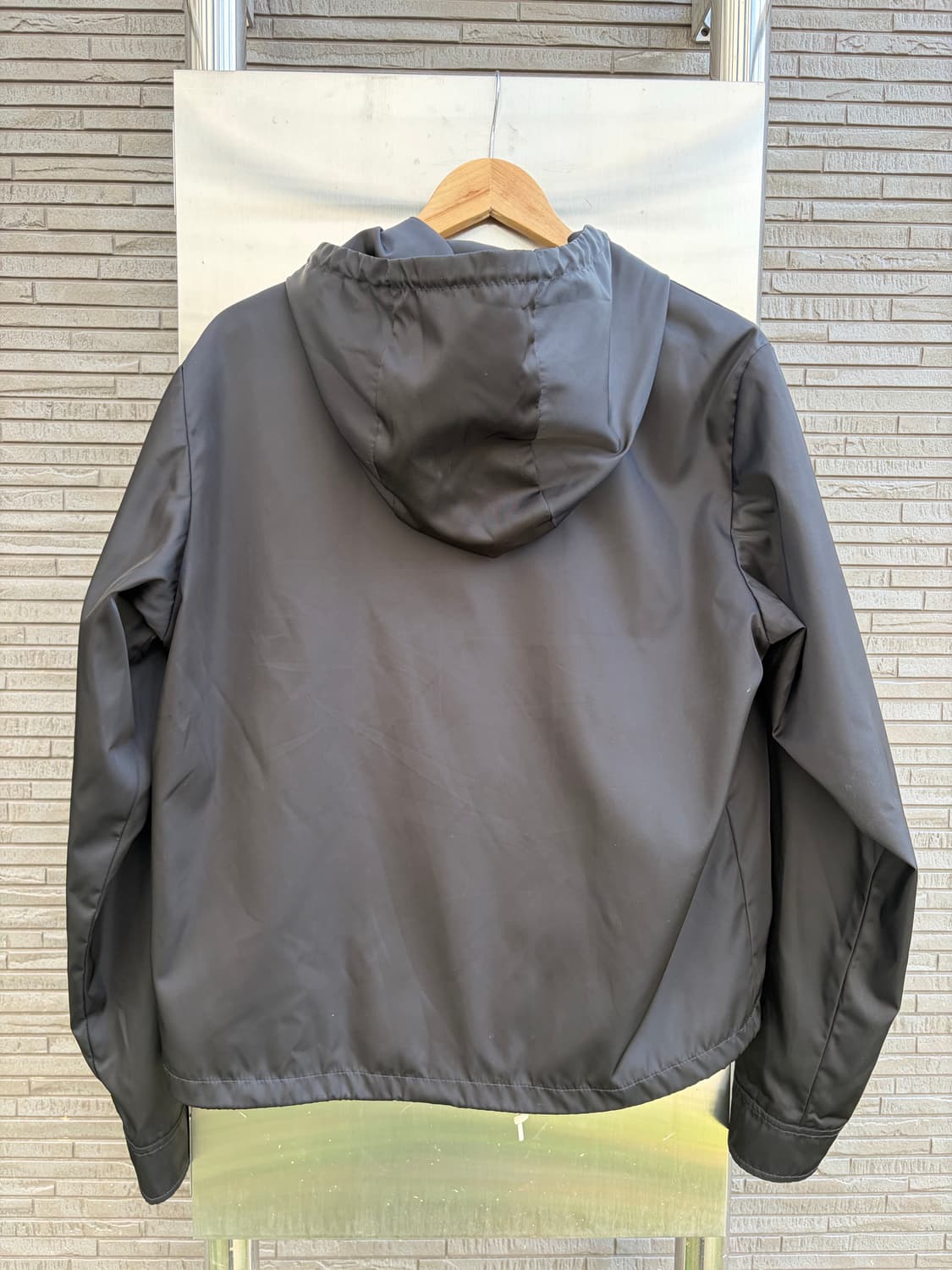 프라다 바람막이 상품이미지4