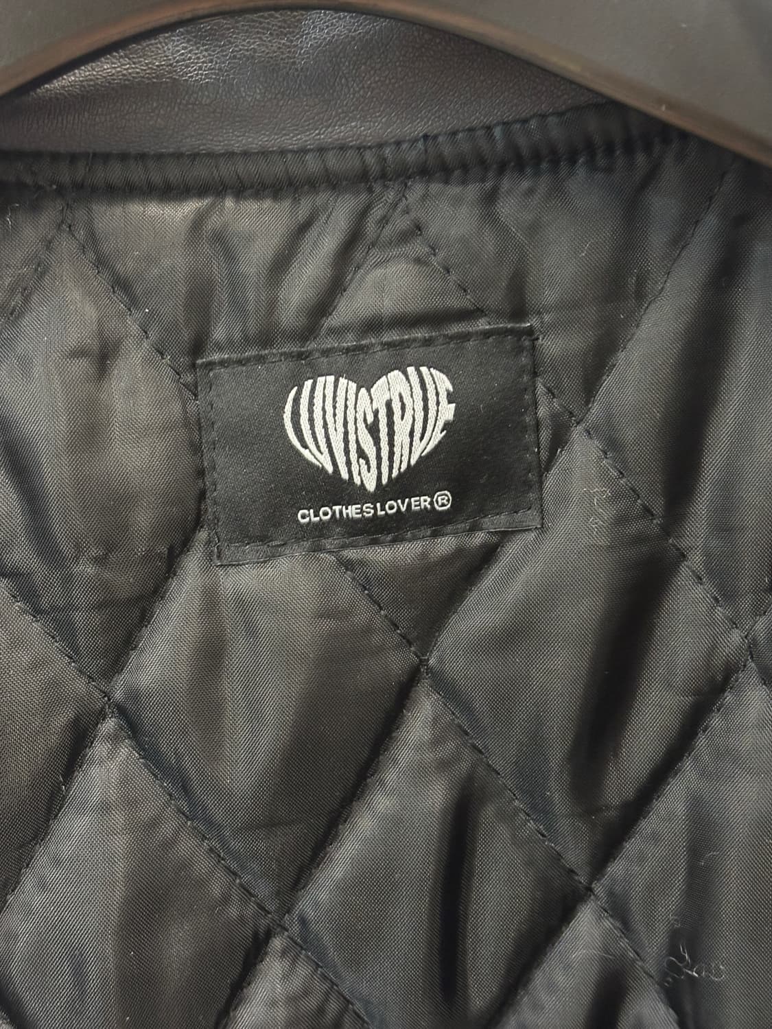 LUVISTRUE 러브이즈트루 바시티 자켓 FREE 상품이미지4