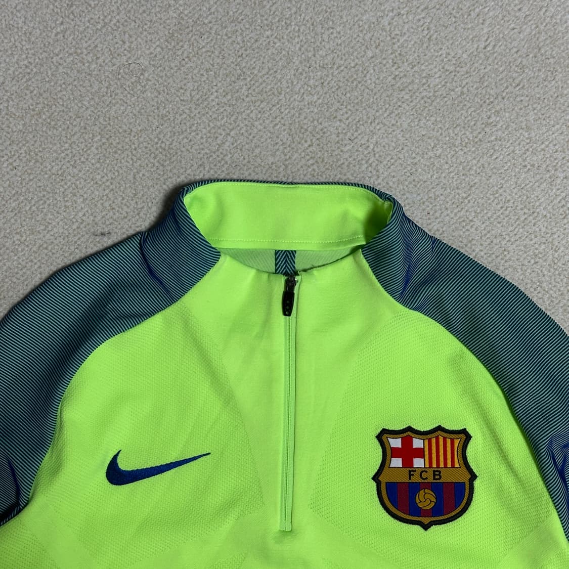 나이키 2017 바르셀로나 에어로스위프트 스트라이크 드릴탑 상품이미지5