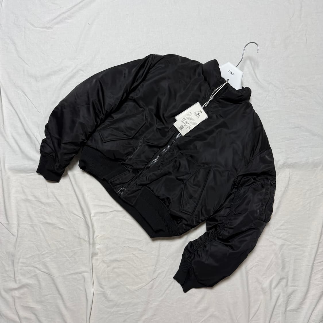 쿠어 스탠드 칼라 넥 다운 푸퍼 (블랙/L) 상품이미지1