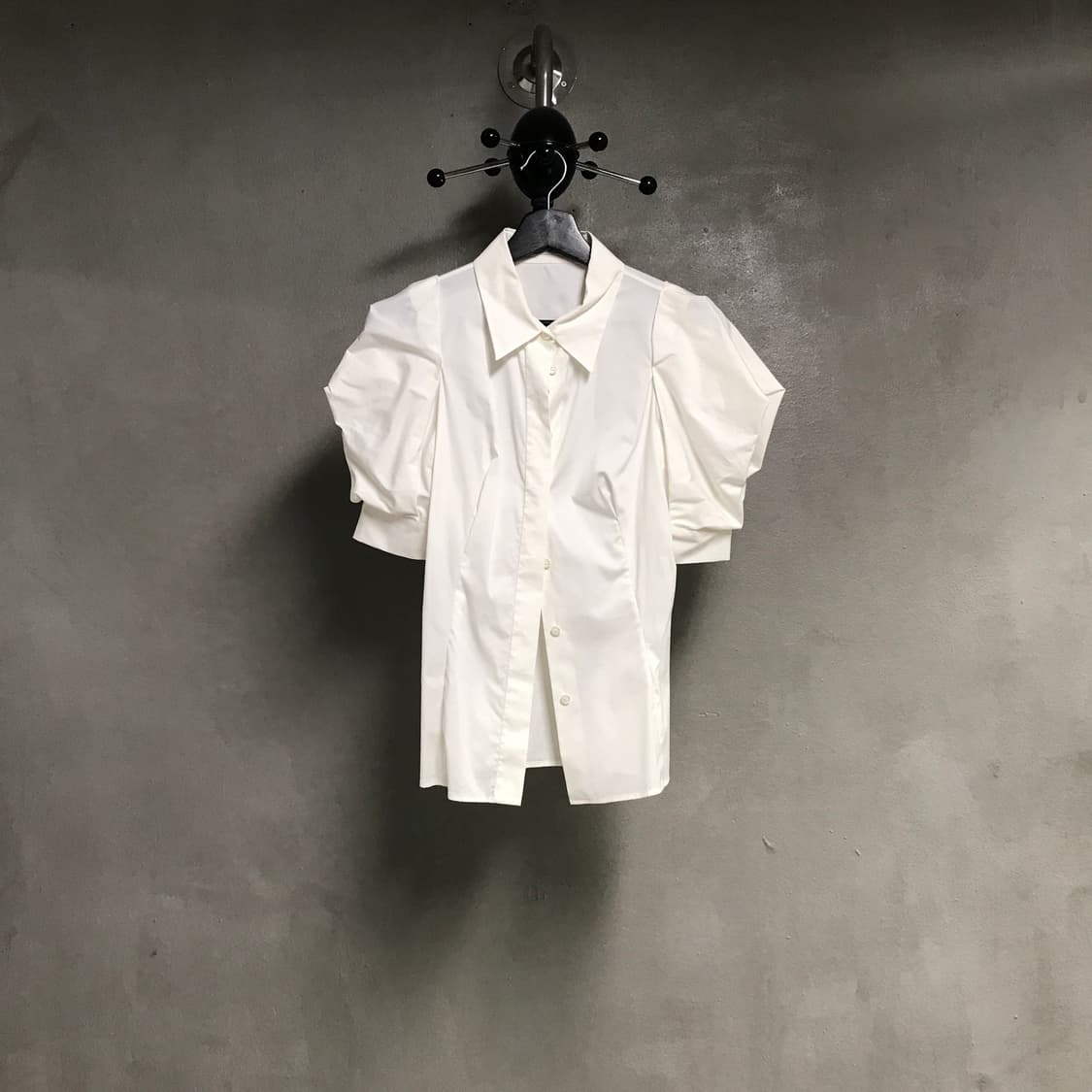 프라다 화이트 반팔 셔츠 38(W) 상품이미지1