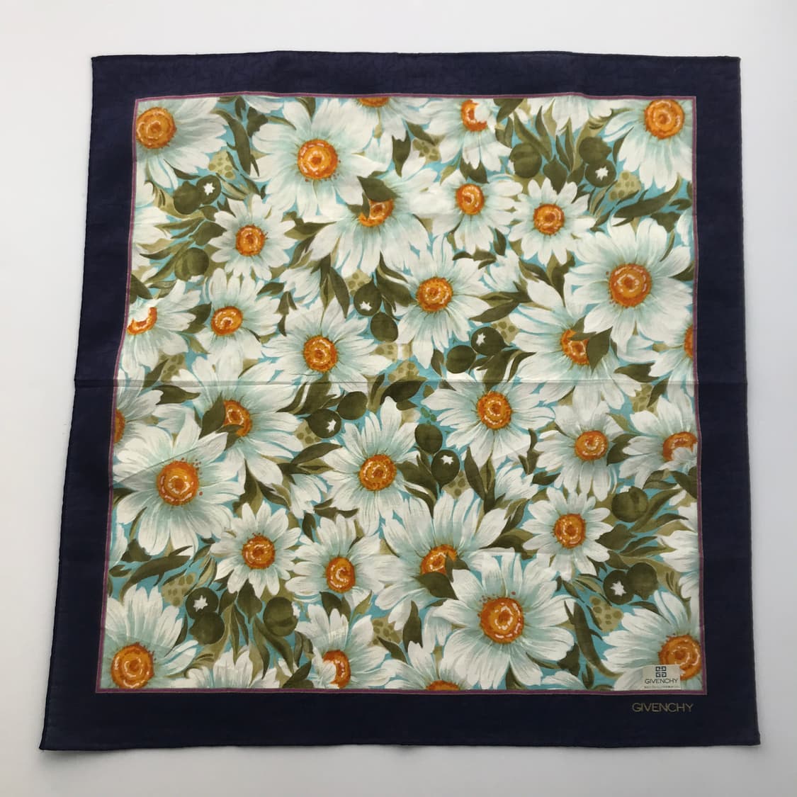 GIVENCHY Handkerchief (미사용품) 상품이미지3