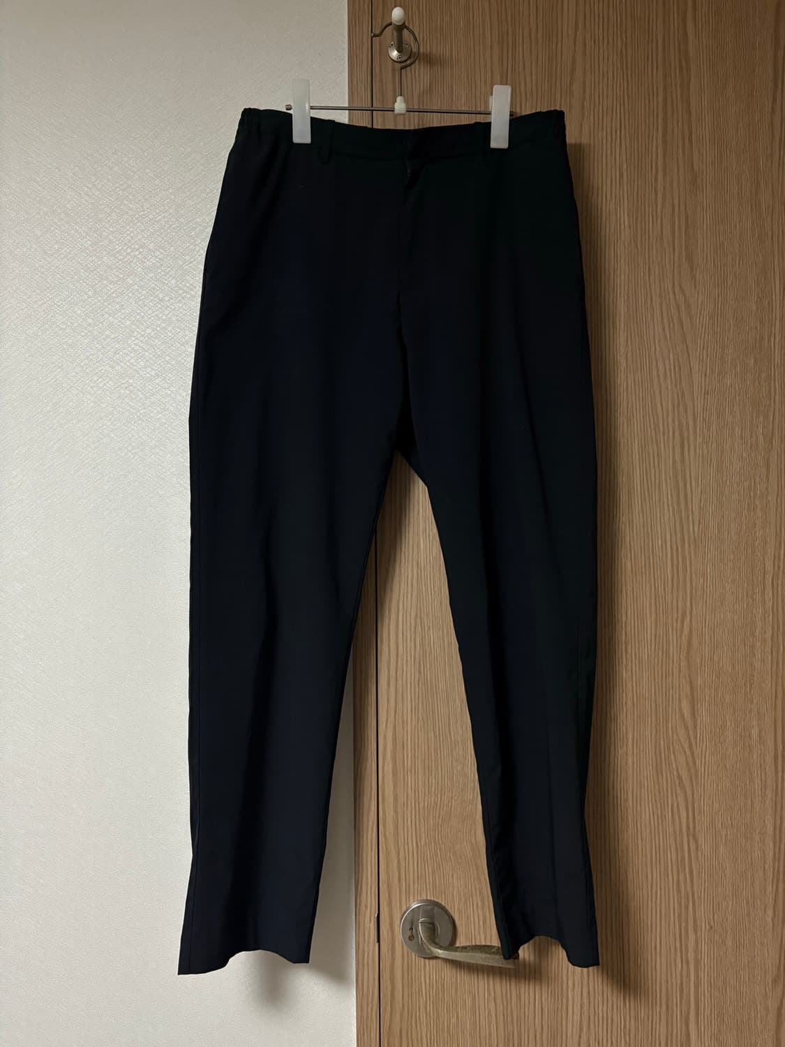 유니클로 x 띠어리 슬랙스 M 사이즈 상품이미지1