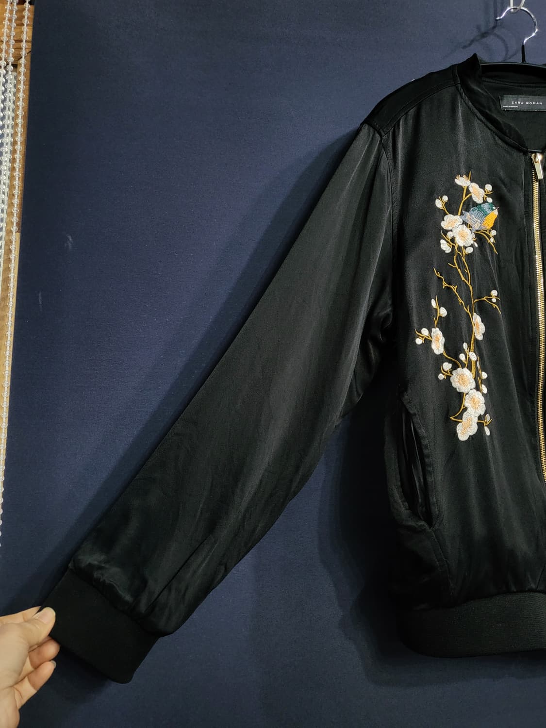 자라 새틴 봄버 스카쟌 자수자켓 상품이미지2