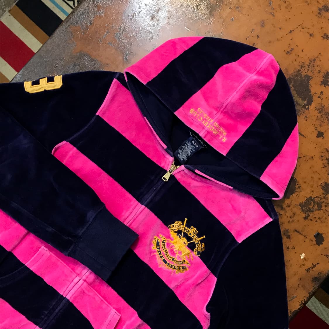 폴로랄프로렌 핑크 네이비 컬러링 크롭 벨벳 후드 집업 여성 44 55  상품이미지3