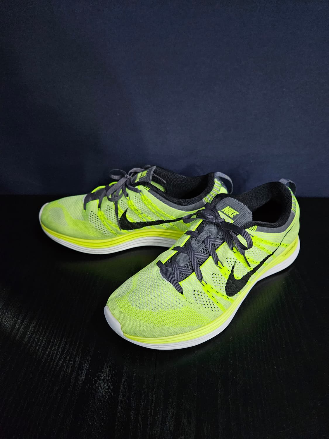 나이키 플라이트 루나 야광 남성 275 스니커즈 런닝화  상품이미지2