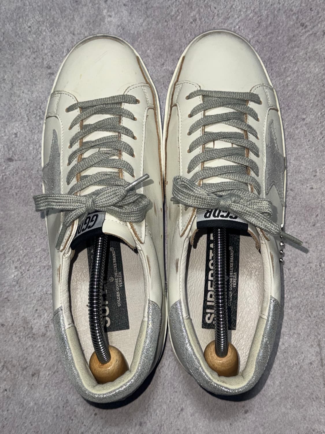 골든구스 슈퍼스타 실버 글리터 (42 / 270-275) 상품이미지4