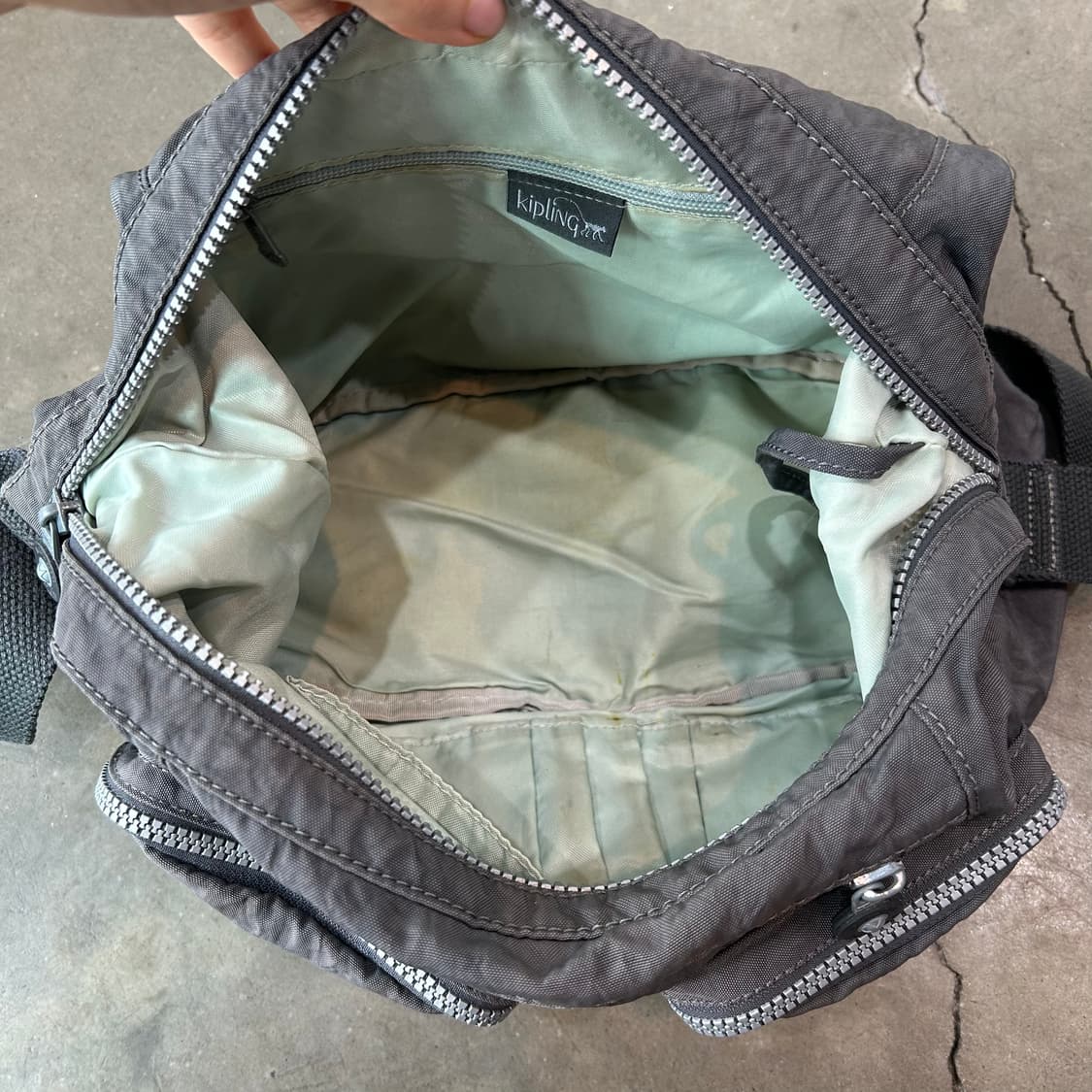 키플링 그레이 2pocket 크로스백 상품이미지4