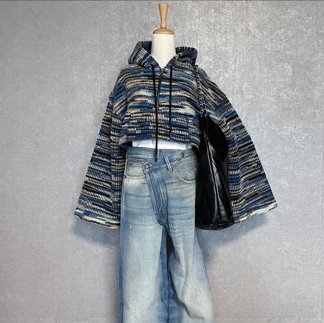 THEILMA 더일마 후드 집업 크롭 니트(택제거 새상품) 상품이미지3