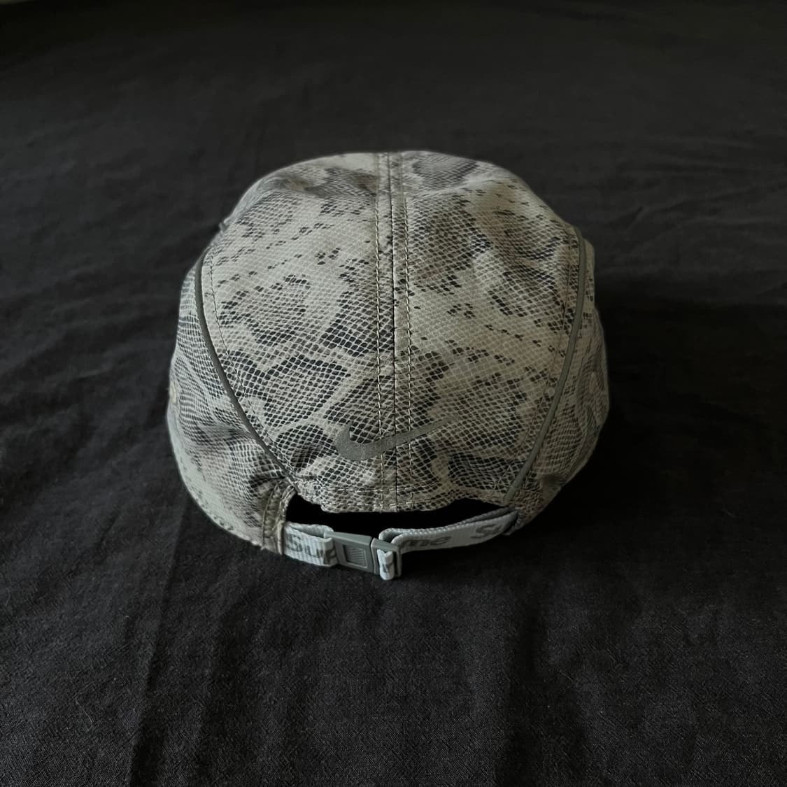 슈프림 나이키 에어맥스 런닝 캡 상품이미지4