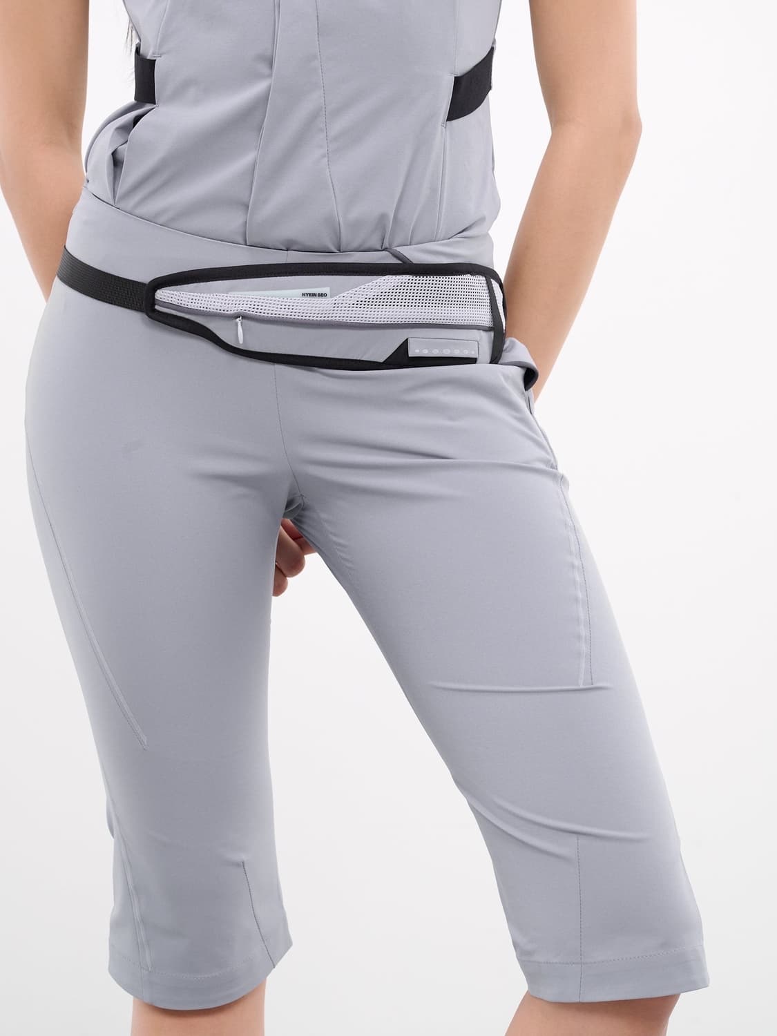 HYEIN SEO capri pants + waist bag black 상품이미지3