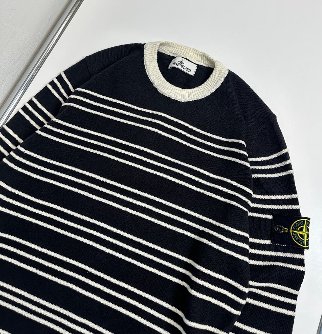스톤아일랜드 라운드 스트라이프 니트  상품이미지2