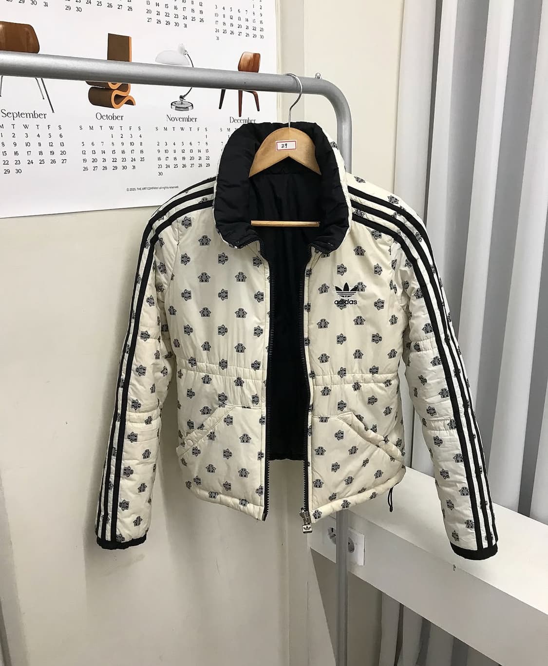 아디다스 리버시블 양면 숏패딩 상품이미지1