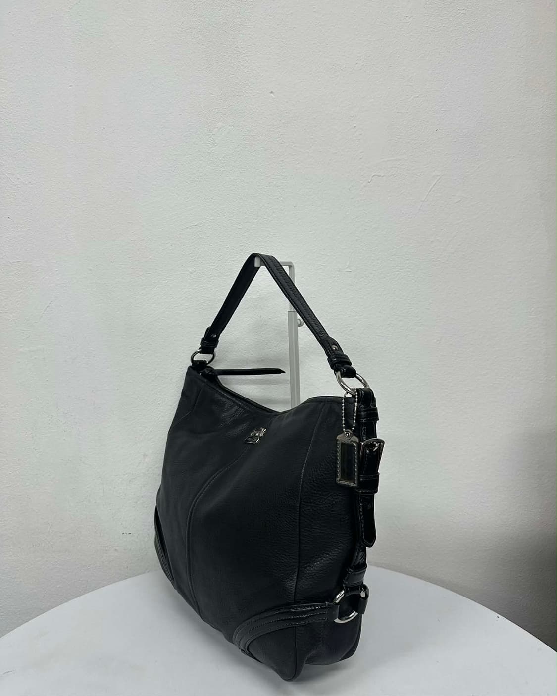 코치 가죽 호보 숄더백 상품이미지2