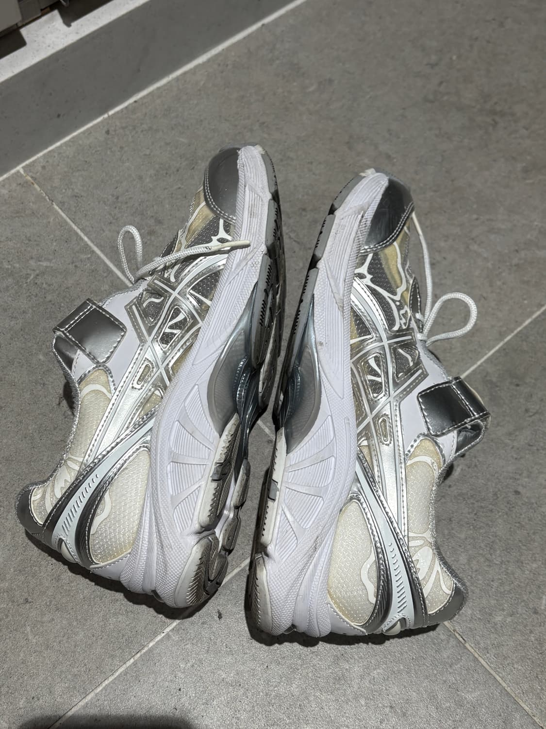 아식스 세실리아반센 gt2160 화이트 실버 240사이즈 상품이미지7