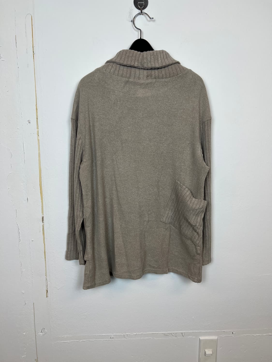 T095 JPN 모리/러블리/펑크/Y2K 포켓디테일 니트 목폴라 M-L 상품이미지2