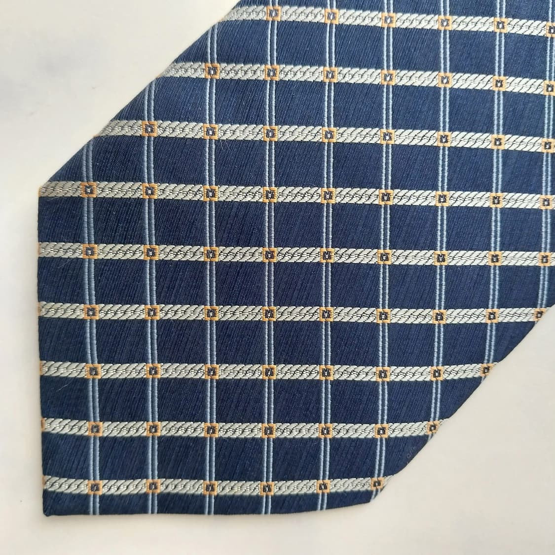 아쿠아스큐텀 실크 네이비 체크 패턴 넥타이 9.3cm A등급 K2342 상품이미지6