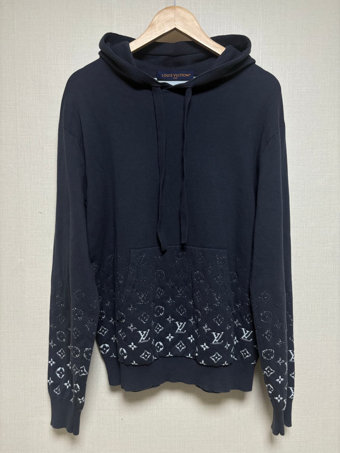 [M/새상품급] 루이비통 모노그램 그라데이션 후드티 상품이미지1
