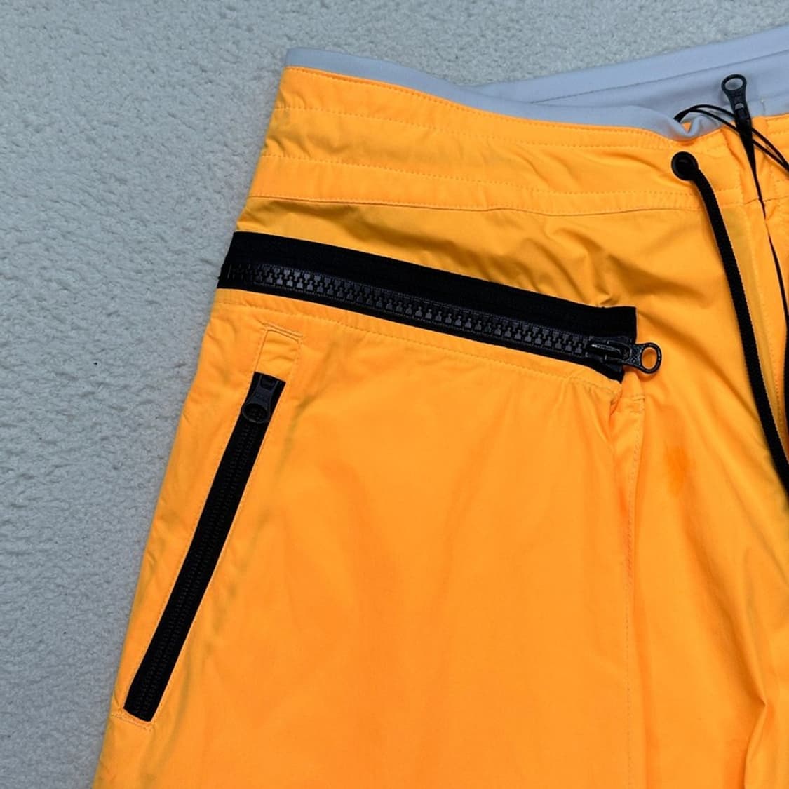 (새상품) NIKE ACG 카고 쇼츠 레이저 오렌지 S 상품이미지2