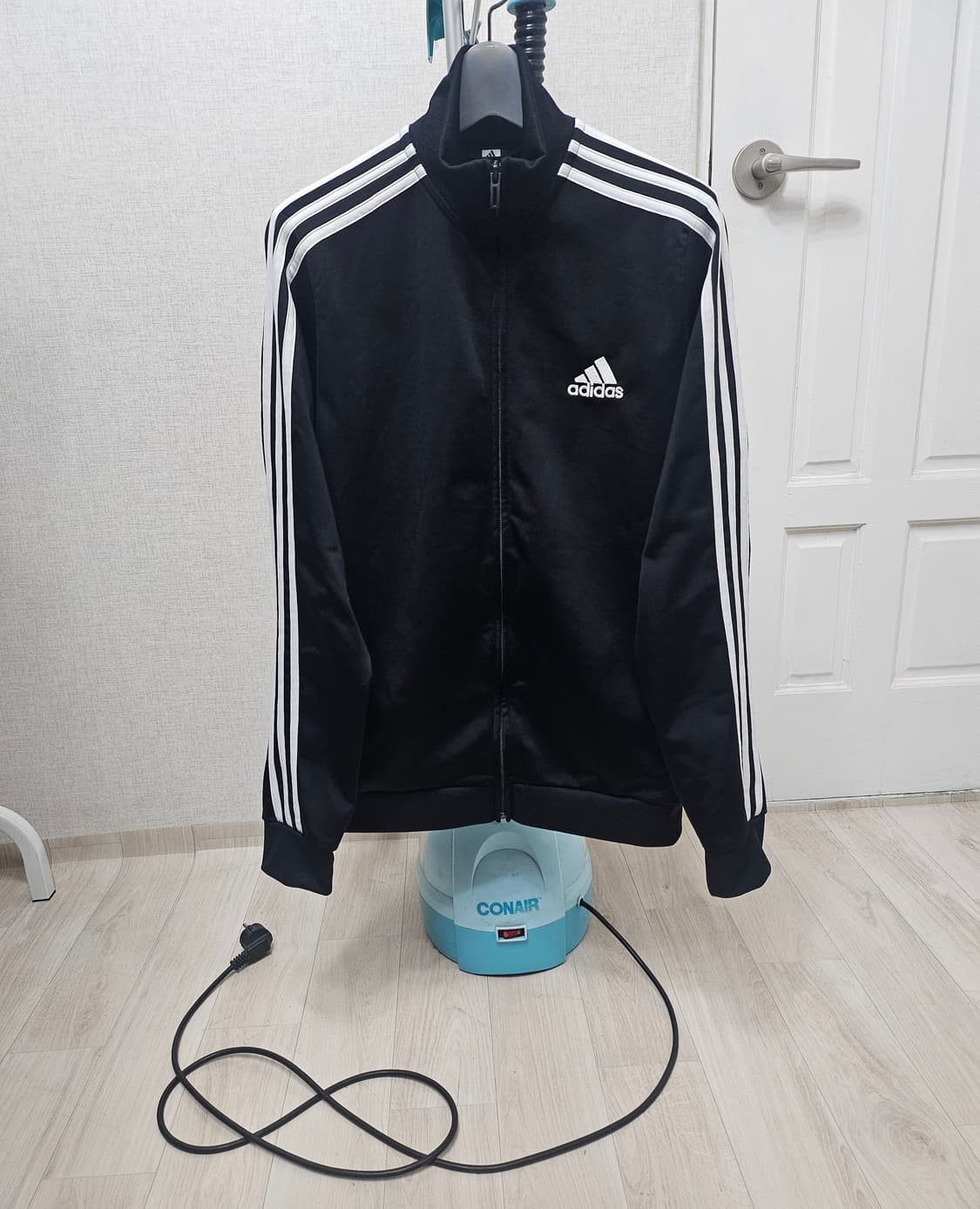 (95)M ☆초대장급☆ 아디다스 에센셜 3st [검흰] 트랙탑져지 상품이미지1