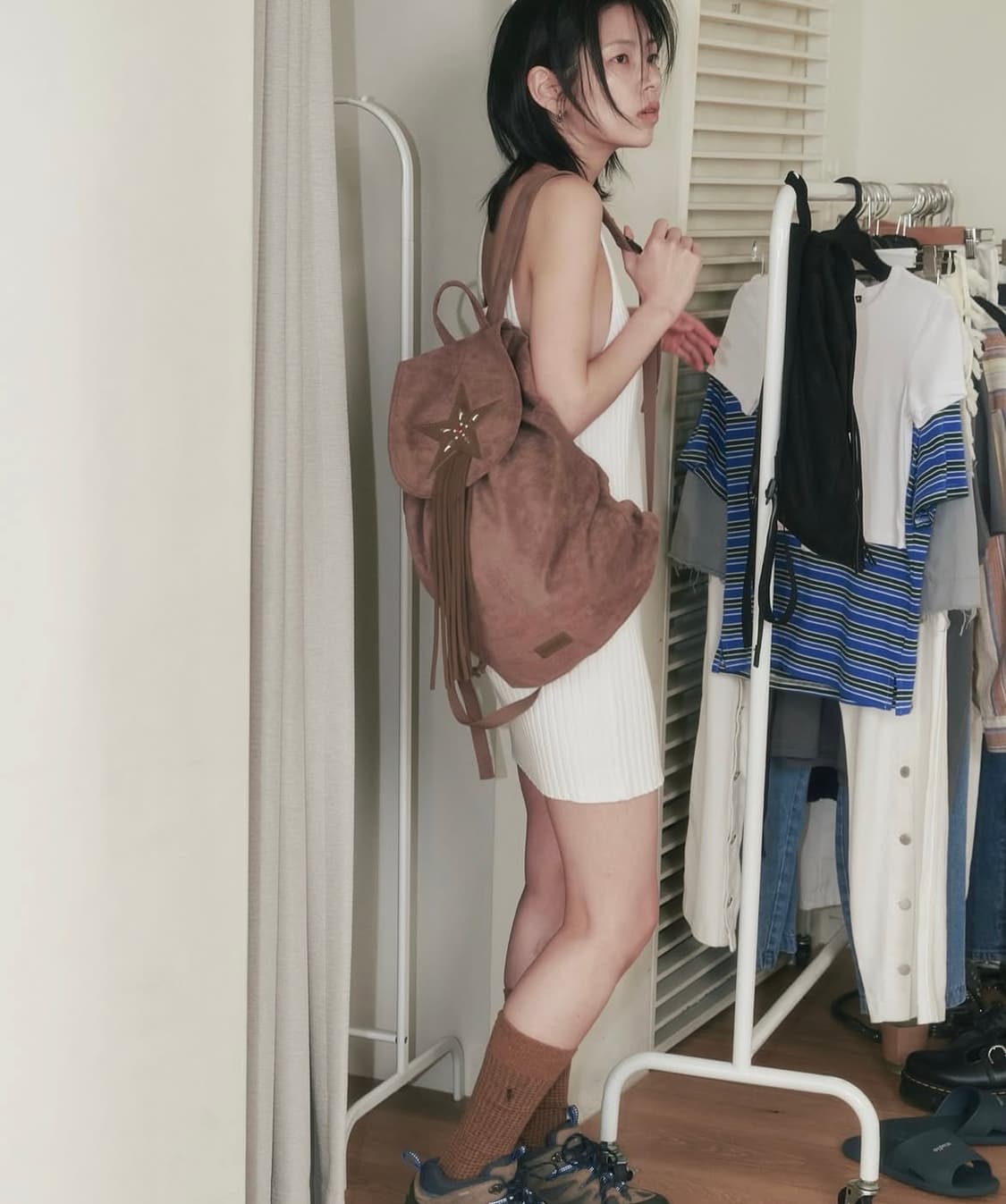 플리즈프로젝트 suede fringe backpack brown 상품이미지1